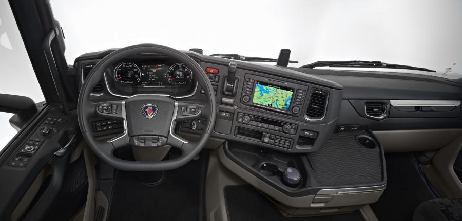 Торпедо Scania R 500 4x2 Highline 2016 года  (фото 9 из 30)